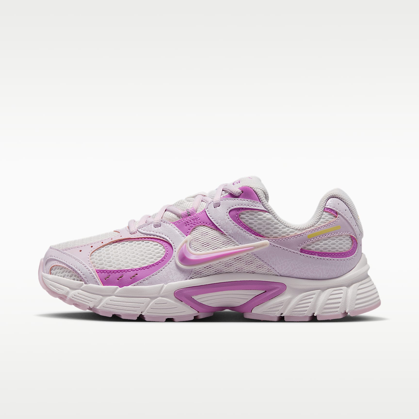 完売　NIKE　V5 RNR 22cm 試着のみ Nike V5 RNR Women's Shoes. Nike ID
